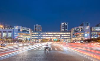 Crystal Orange Beijing Changying Paradise Walk Hotel