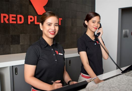 1. 레드 플래닛 마..