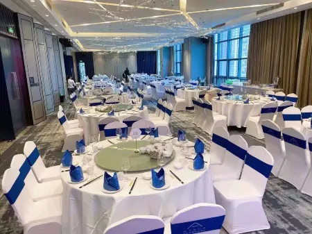 Atour Hotel (Qiandeng Lake, Guicheng, Nanhai, Foshan) Отели рядом с достопримечательностью «Golden Fifa Park»