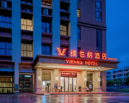 Vienna Hotel (Pingguo City Center) Hotels in Pingguo