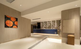 Orange Hotel (Wuhan Optical Valley Science and Technology Exhibition Center store)