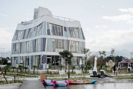 Star Deco Resort Отели в г. Илань