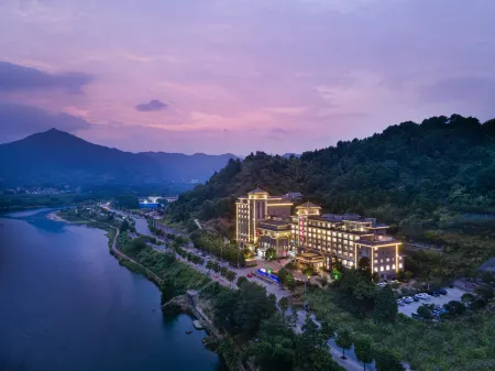 Fulongwan Hotel Отели в г. Юнфу