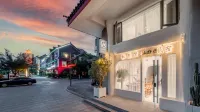 Lincang habitat in the home stay facility (tea horse ancient town shop)