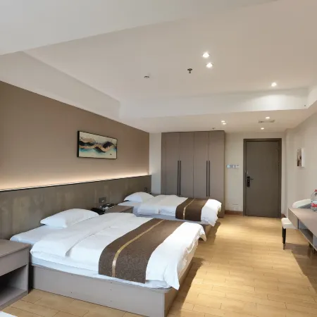 Lufeng Yihao Hotel