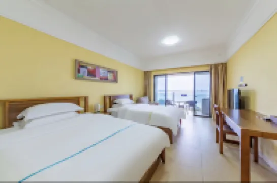 โรงแรมอพาร์ตเมนต์วิวทะเล โพลี ไอเจีย