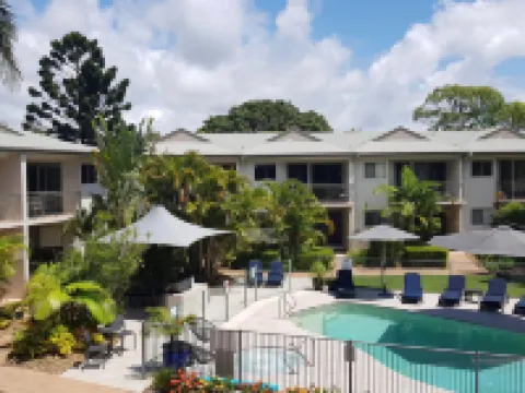 Noosa River Retreat Holiday Apartments Hotels in Noosaville