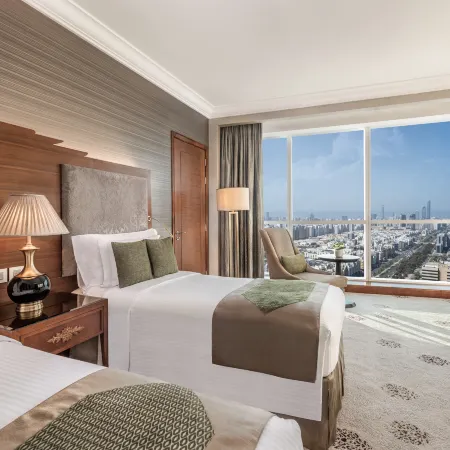 Dusit Thani Abu Dhabi Отели рядом с достопримечательностью «Торговый центр Mushrif»