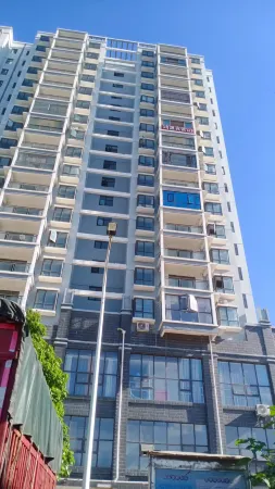 Shiyan Hongyuan Hotel Отели в г. Шицянь