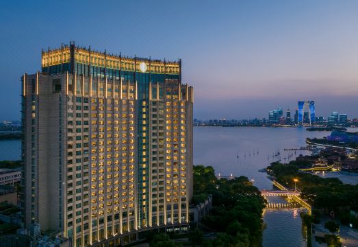 인터컨티넨탈 쑤저우의 아름다운 호수 전망