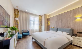 Burqin baishun Hotel