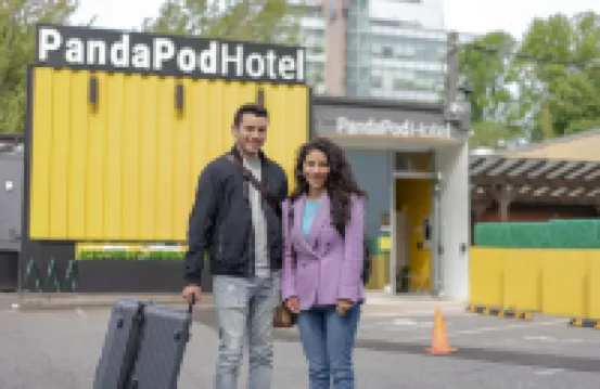 パンダ ポッド ホテル リッチモンド図書館・カルチャーセンター周辺のホテル