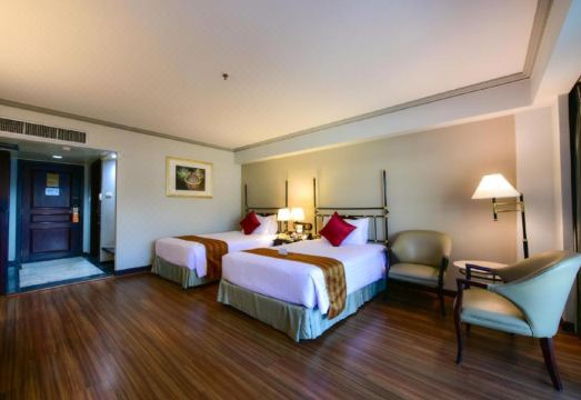 At Patong Hotel Hotel Overview