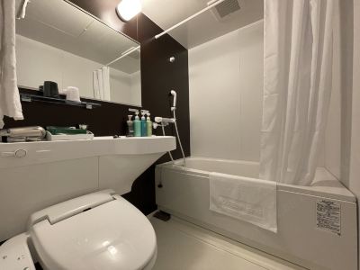 スタンダードセミダブル喫煙 ホテルルートイン見附 -中之島見附インター-の写真