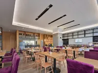 康鉑飯店（蕪湖方特政務中心店）
