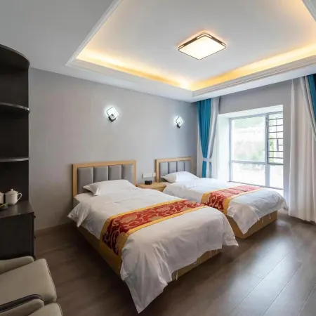 Kangding Qixin Xiaozhan Homestay