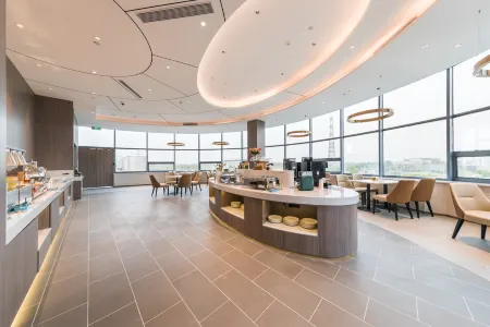 PALACE HOTELS (Beijing Zhongguancun Software Park Nongda Shop) Отели рядом с достопримечательностью «CPC Haidian Committee Party School»