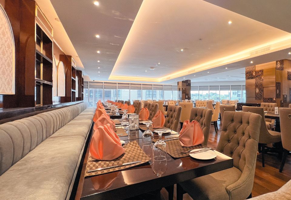 Puteri Wing - Riverside Majestic HotelOver view