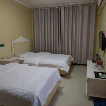Fengqiu Shanjia Hotel