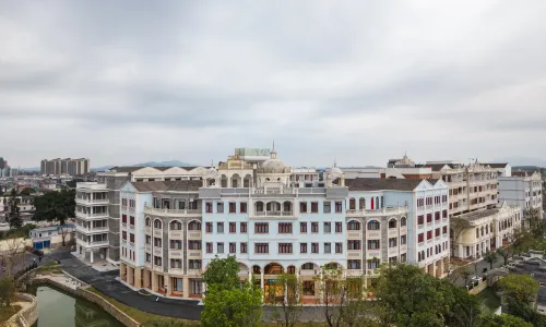 Changsheng Hotel