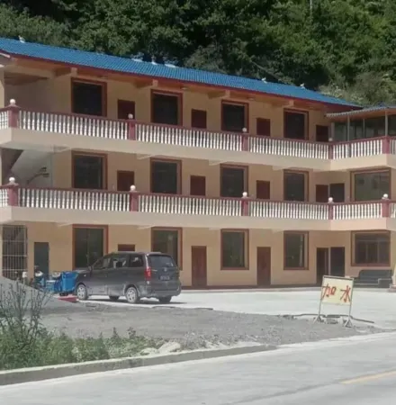 British Homestays Отели рядом с достопримечательностью «Baimazhai Village»