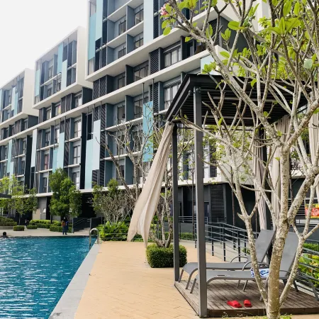 CoreSoho Suite by BKAstaycation KotaWarisan Sepang KLIA Airport, Free Wifi