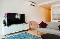 Sunraf Luxe Apartments - balcony