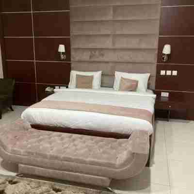 Mont Kalm Hotel and Suite Rooms