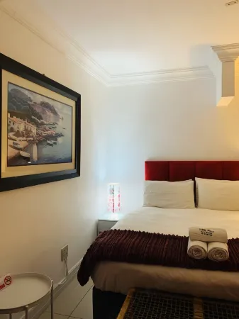 Ouklip Place Hotels Отели в г. Рудепурт