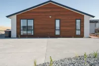 Snowy Peak Apartment