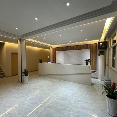 Hotels in Orange