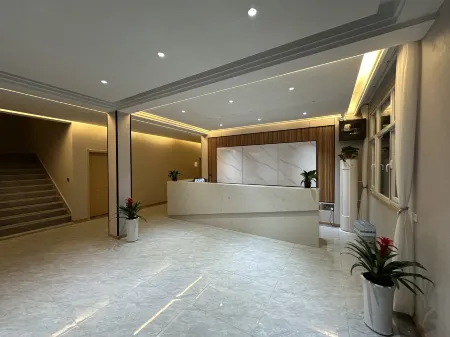 Hotels in Orange Отели рядом с достопримечательностью «Qinling National Botanical Garden»