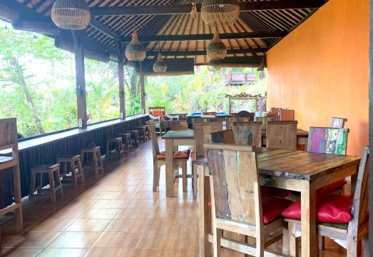 Villa Kepuh 야외 욕실