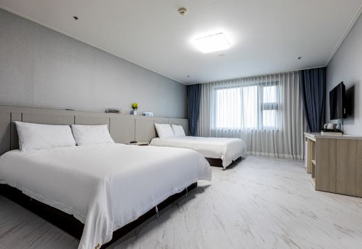 3. 뉴코리아 리조트..