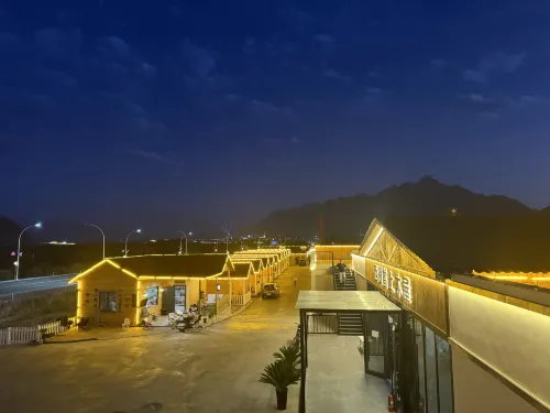 Snowtop Westernmost Lodge · Taxian Nổi bật Photos