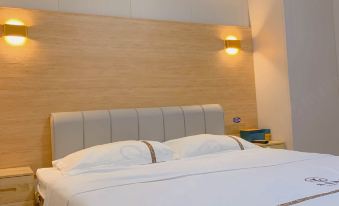 Huayi Hotel