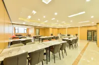 Fengjin Hotel (Xingren Plaza) Hotels in Xingren