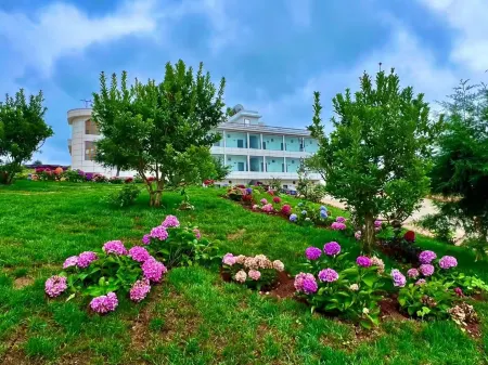 Jiwangshan · Moyehua Garden Homestay Отели рядом с достопримечательностью «Dongchuan Red Land»