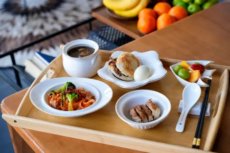 Lu Ming Bieyuan · Independent Villa Homestay (Xi'an Bell and Drum Tower as well as City Wall Store)