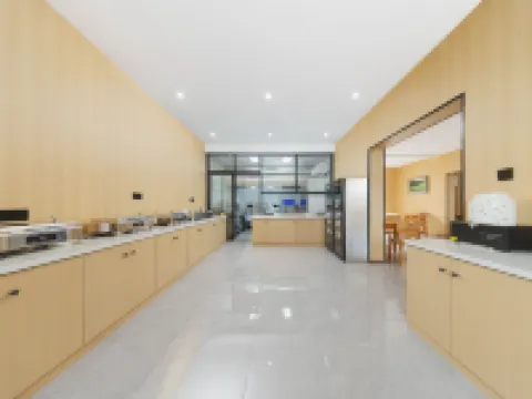 BOLIN HOTEL Hotels in Gongliu