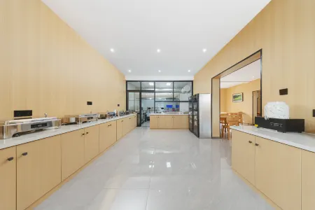 BOLIN HOTEL Отели рядом с достопримечательностью «Kurding Tourism and Cultural Museum»