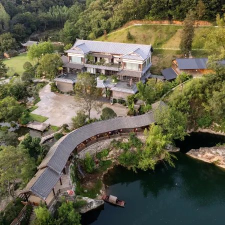 Xinyang Songlin Garden Homestay