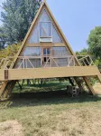雞澤詩經文化園星空木屋 Hôtels à : Quzhou
