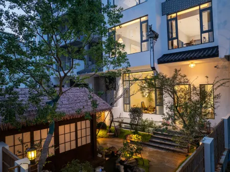 XIJIAN Xijian · Heart Rest Wuyuan Designer Boutique Stay (Wuyuan County Cultural Square) Отели в г. Уюань