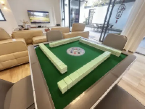 Qingyuan Miaoleiwu Villa (Hudiewan Happy Water World)