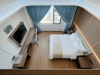 Haokejia Hotel (Lingshui Clear Water Bay Nanwan Monkey Island)