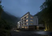 Mo Shang Chu Jian · Bamboo Mountain Pool Resort - 4-نجوم