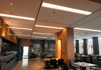 Yunzhong Mountain Villa Theme Hotel - balcony