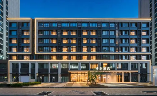 Taiyuan South Station Jinyang Street Manxin Hotel - parking