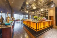 Howard Johnson Joyous Hotel Dalian - 4-Star